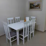 Arsen Apartment